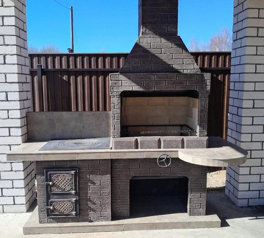 Печь № 20А — Печь Барбекю с большой топкой и печью под казан (фактура под кирпич)